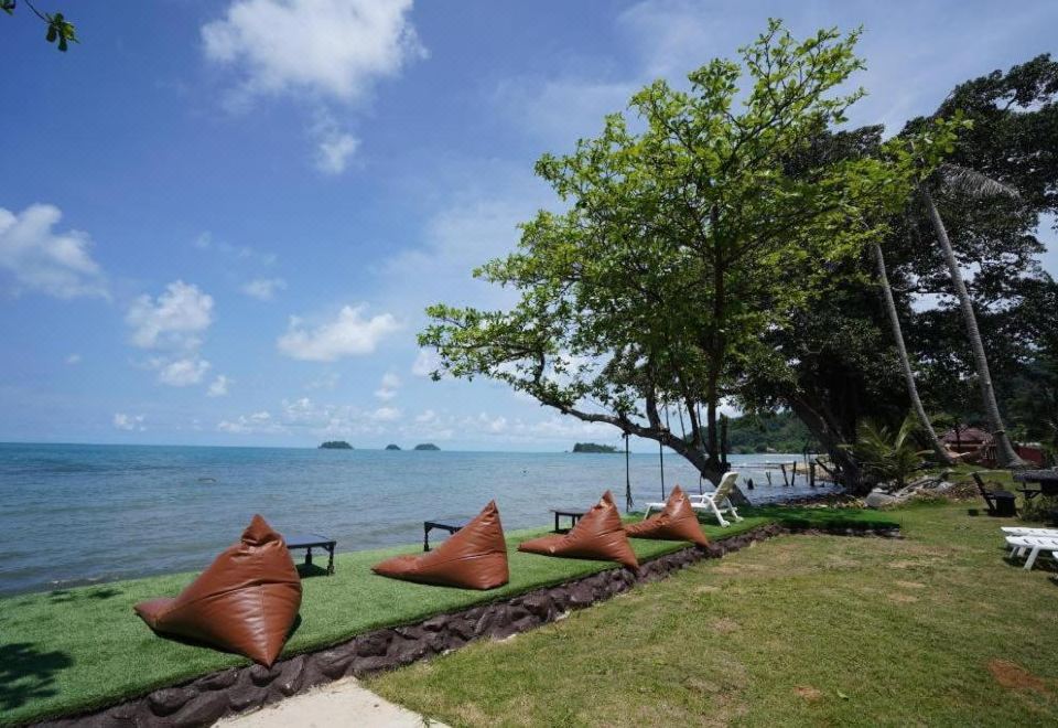 1. 시 플라워 리조..