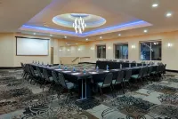 Holiday Inn Express & Suites ATLANTA DOWNTOWN by IHG - Business