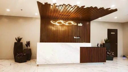 Hotel John Отели в г. Тагбиларан