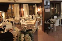 โรงแรมฟิเรนเซ ลูกาโน - พร้อมอาหารเช้า