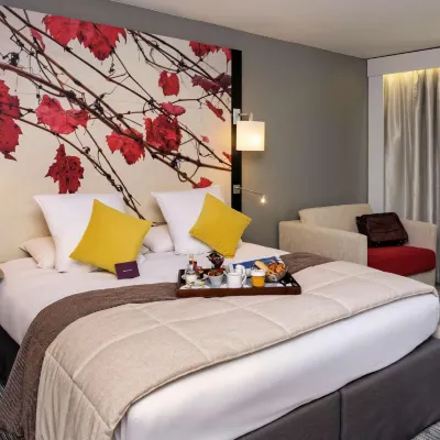 Hôtel Mercure Bordeaux Centre-Ville Hotels near Saint Augustin