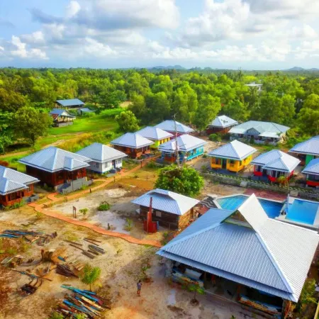Rock and Wreck Dive Resort