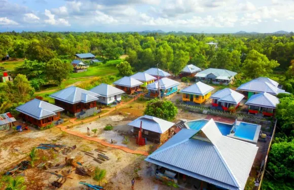 巖石和沉船潛水度假村