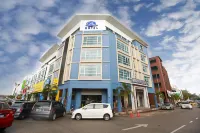 Pantai Regal Hotel Hotels near Sultan Haji Ahmad Shah Airport