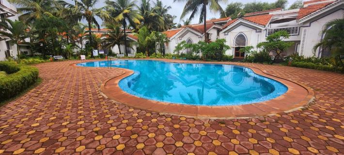 Riviera Hermitage Hotels in Arpora