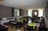 The Originals Boutique Hôtel Terminus Bourg-en-Bresse Gare - breakfast