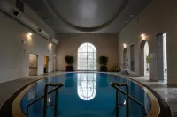 Twin Trees Hotel & Leisure Club - Pools