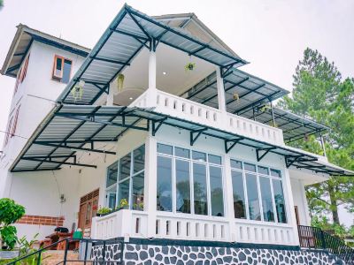 VILLA PUTIH ALVARO