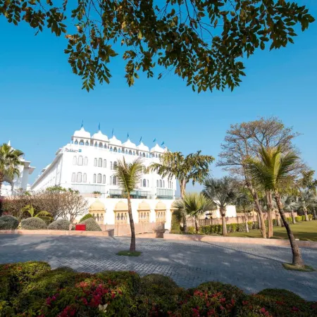 Radisson Blu Udaipur Palace Resort & Spa