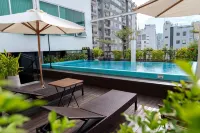 Monsoon Bassac Hotel - Kolam Atas Bumbung