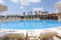 Pyramids Park Resort Cairo - Beach