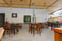 Charung by The Sea - breakfast