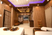 Hotel Adhunik - 2 stelle