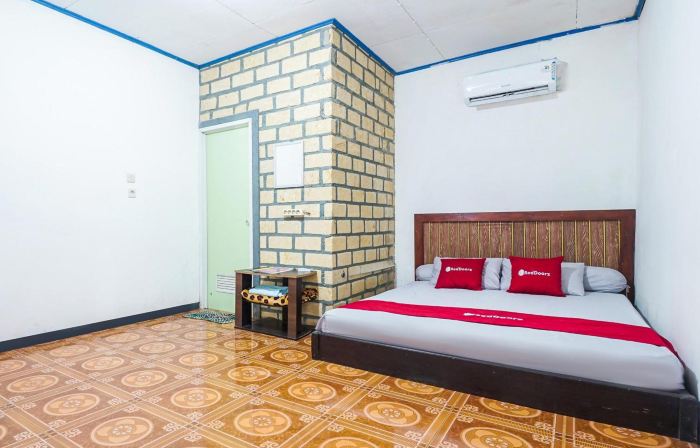 RedDoorz at Pondok Alief near Pantai Ujung Genteng 3