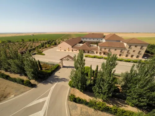Bodegas Hacienda Albae - Vila