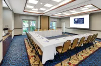 Holiday Inn Express & Suites Miami-Kendall Hotels in Three Lakes