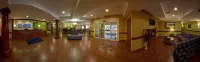 Holiday Inn Express & Suites Cadillac Hotels in Clam Lake Township