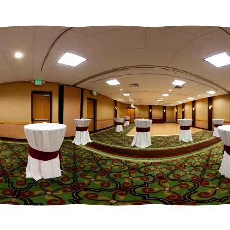 Holiday Inn BLMGTN ARPT SOUTH - MALL AREA by IHG