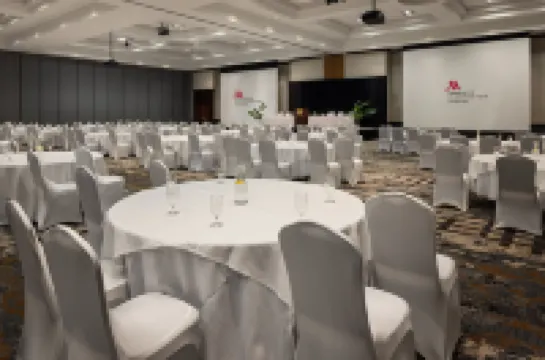 Bloomington-Normal Marriott Hotel & Conference Center