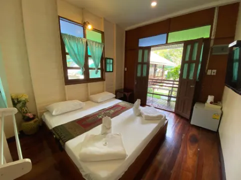 Baan Kornnara Resort