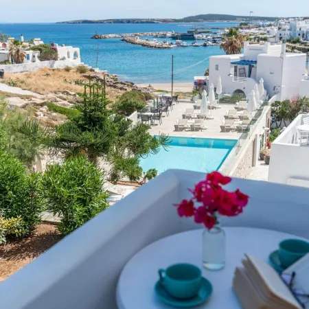 Adonis Hotel Studios & Apartments
