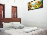Hansa Guest House Pacitan Hotels in Pacitan