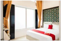 RedDoorz Plus @ Centrium Katamso Medan Hotels in Medan