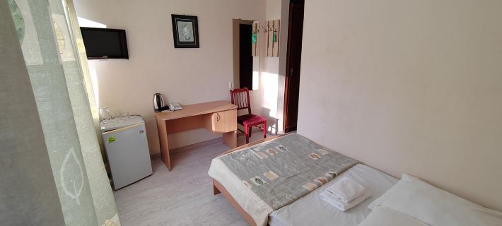 Gostinitsa Akademicheskaya Hotel Các khách sạn ở Irkutsk