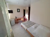 Gostinitsa Akademicheskaya Hotel  호텔