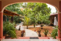 拉卡索納旅館 酒店