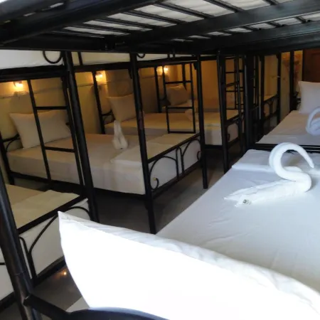 Seventeen Hostel