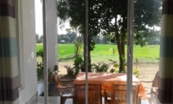 裏森拉克假日度假村