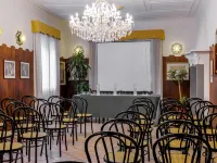 Hotel Don Abbondio Hotels in Lecco