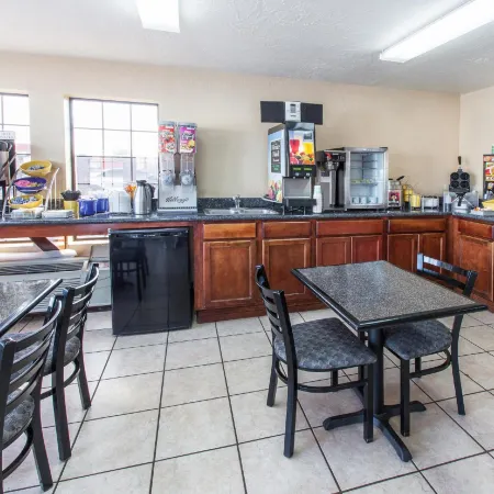 Days Inn by Wyndham El Reno
