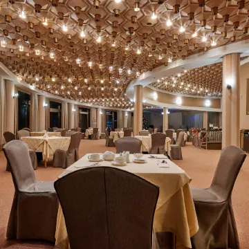 Tourist Omsk ZONT Hotel Group (Турист Омск)