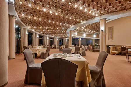 Tourist Omsk ZONT Hotel Group (Турист Омск)