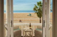 Shutters on the Beach - Sea View