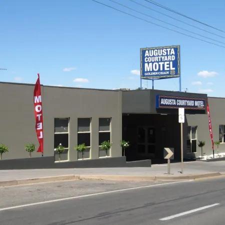 Augusta Courtyard Motel