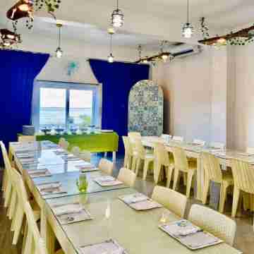 Shanedel's Inn & café Others