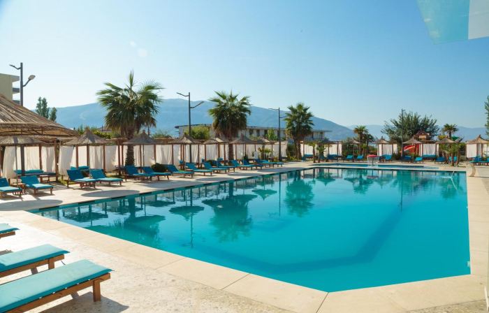 Kraal Hotel Vlore