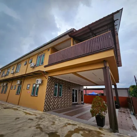 The Blue Guest House, WiFi, Free Parking, Aulong