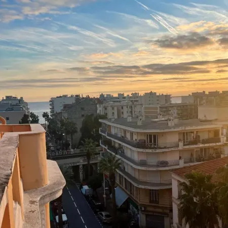 Modern apartment -1BDR/4P - 300m from the BEACH