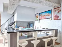RedDoorz near Adisucipto Airport 3 - parkir