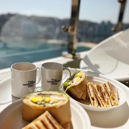 THE DECEMBER STAY Busan Songdo Ocean Terrace Отели рядом с достопримечательностью «Канатная дорога Сондо»