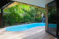 Reflections on Rarotonga - Villas