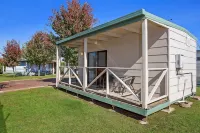 Hamilton Caravan Park - Parkplatz
