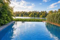 Waterland - Infinity Pools