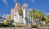 voco Sarasota Hotel dekat Goldstein Hall
