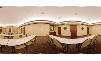 Holiday Inn Express & Suites Seguin