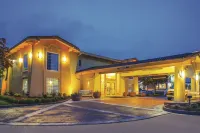 La Quinta Inn by Wyndham Moline Airport Hotels in 